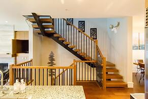 07 Fitzsimmons Walk
