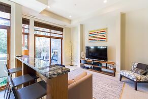 07 Fitzsimmons Walk