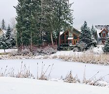 8140 Nicklaus North