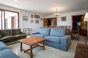 Comfortable Villa At The Back Of Palma Centre