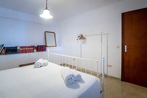 Comfortable Villa At The Back Of Palma Centre