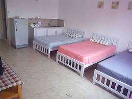 Room-impact Thunder Dome Service Taxi