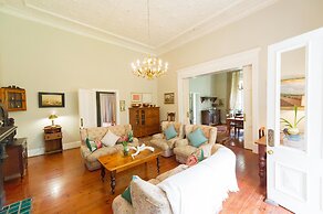 Spacious Bb Room in Restored Edwardian Manor House