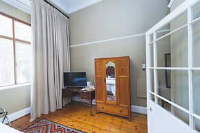 Spacious Bb Room in Restored Edwardian Manor House