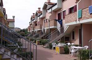 Homely Flat With Pool-beahost