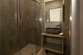 Pylosea Luxury Lodge