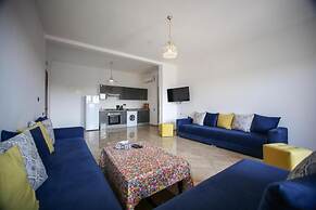 Very Nice Apartment With Pool and Garden