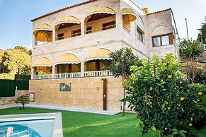 Villa Fenals Moderna