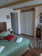 Apartment Mir