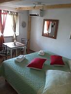 Apartment Mir