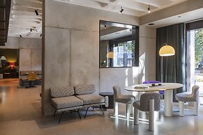 EmiLu Design Hotel