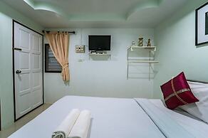 OYO 75377 Check In House