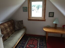 Beautiful Highland 1-bed Cottage