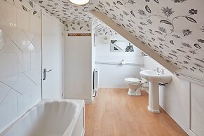 Apartment 4 At Glencoe