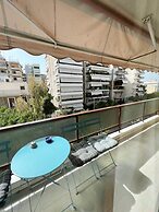 Peaceful Apartment by Flisvos Marina