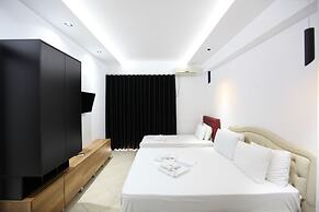 Central Park Hotel Ksamil