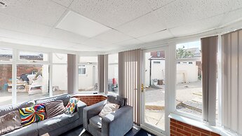 J kyns Aparthome