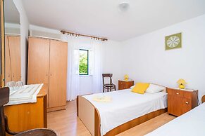 Apartments Lidija