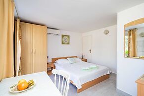 Apartments Lidija
