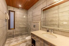 The Manor Luxury Apartments