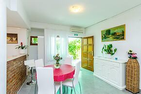 Apartment Ines
