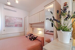 Harmony Apartments in Lovište