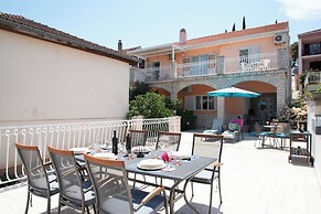 Harmony Apartments in Lovište