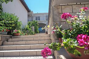Harmony Apartments in Lovište