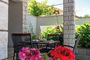 Harmony Apartments in Lovište