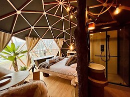 Whaka Lodge