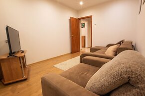 Apartment on Vesny 17