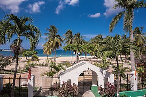 Sandcastles Bed & Breakfast Hotel
