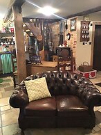 1940s Riverside Apartment
