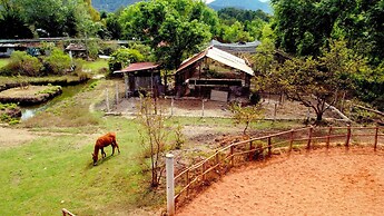 Rancho con Caballos El Reencuentro