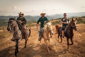 Rancho con Caballos El Reencuentro
