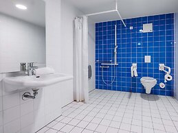 B&B HOTEL Stuttgart-Airport/Messe