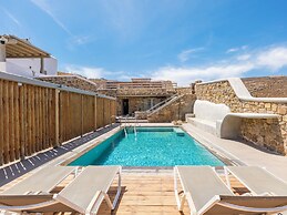 Mykonos Residence Villas & Suites