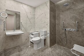 Concorde Tower Hotel