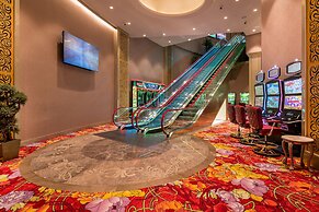 Concorde Tower Hotel