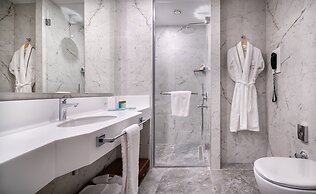 Concorde Tower Hotel