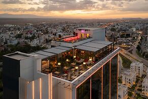Concorde Tower Hotel