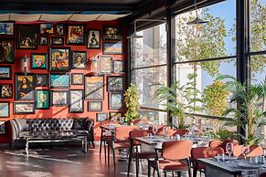 Concorde Tower Hotel