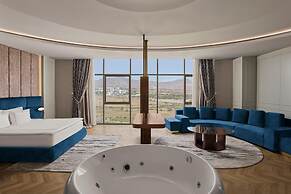 Concorde Tower Hotel