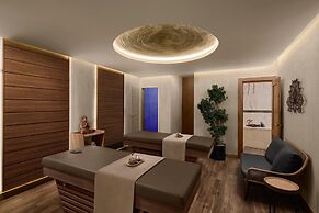 Concorde Tower Hotel