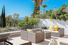 Genteel Home Las Lomas