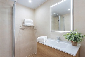 Genteel Home Las Lomas