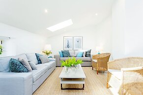 Genteel Home Marin Garcia IV