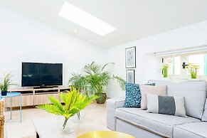 Genteel Home Marin Garcia IV