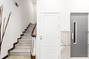 Genteel Home Marin Garcia V