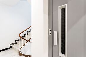 Genteel Home Marin Garcia I